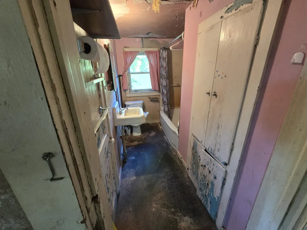 12451 Beecher Pittsford Township MI 49247