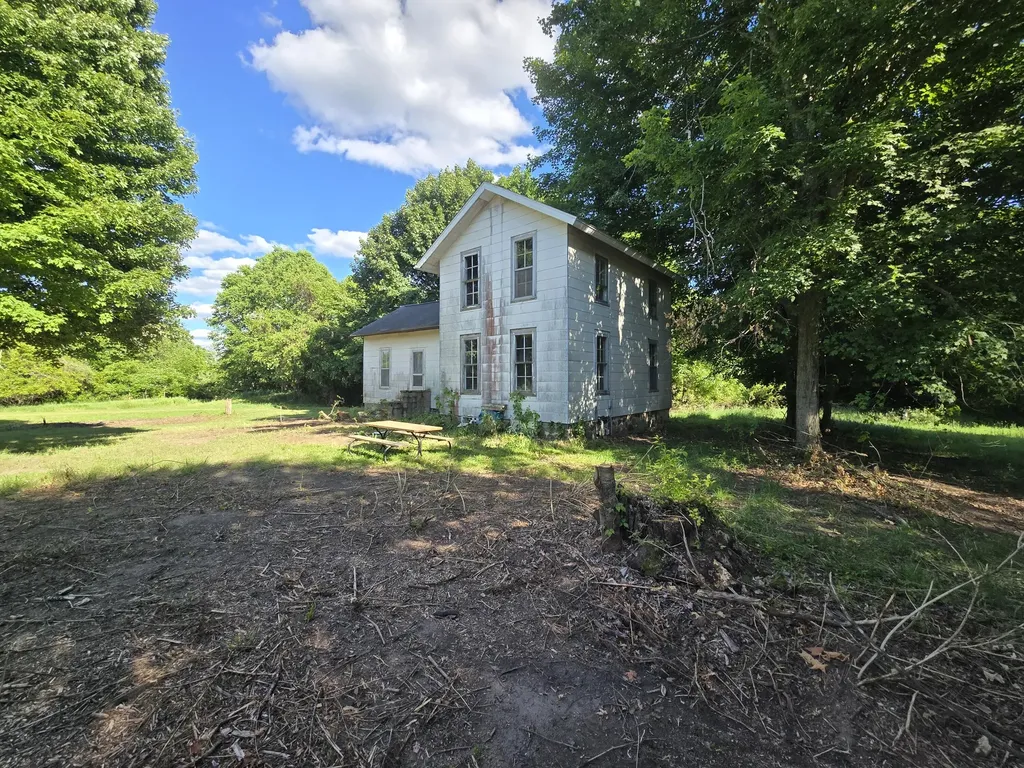 12451 Beecher Pittsford Township MI 49247