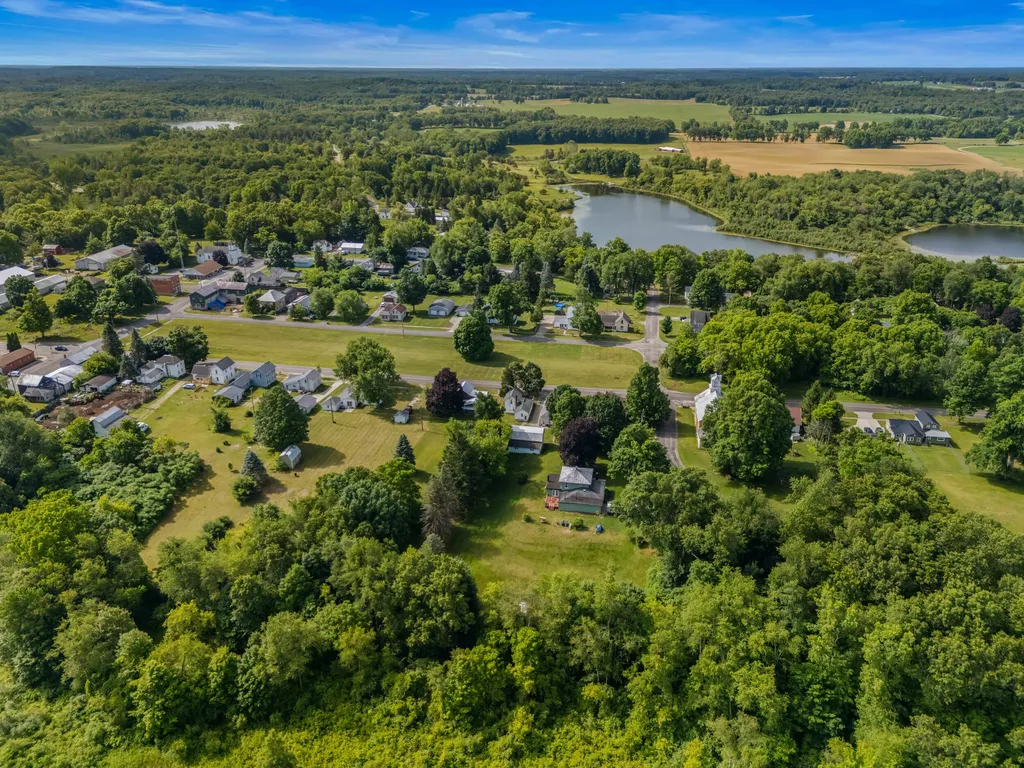5388 Beecher Road Jefferson Township MI 49266