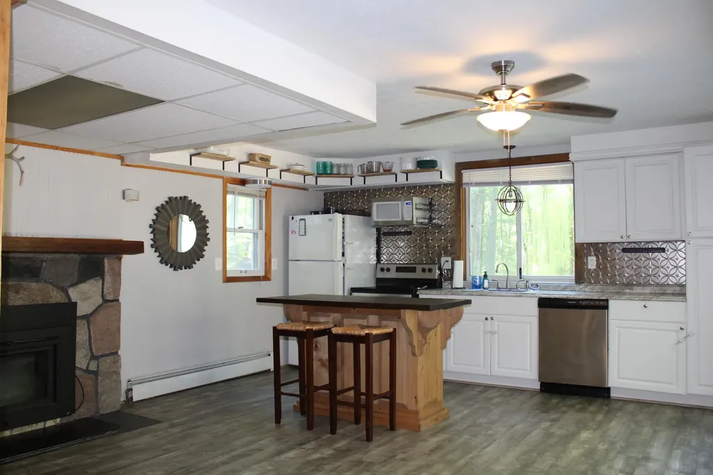 11870 Bayer Road Gerrish Township MI 48653