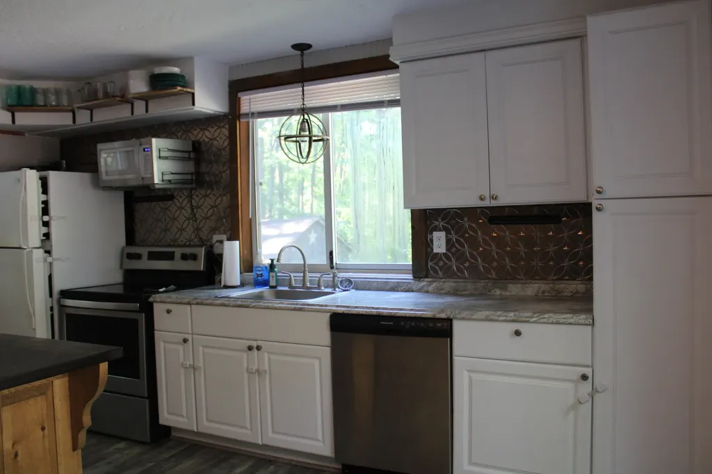 11870 Bayer Road Gerrish Township MI 48653