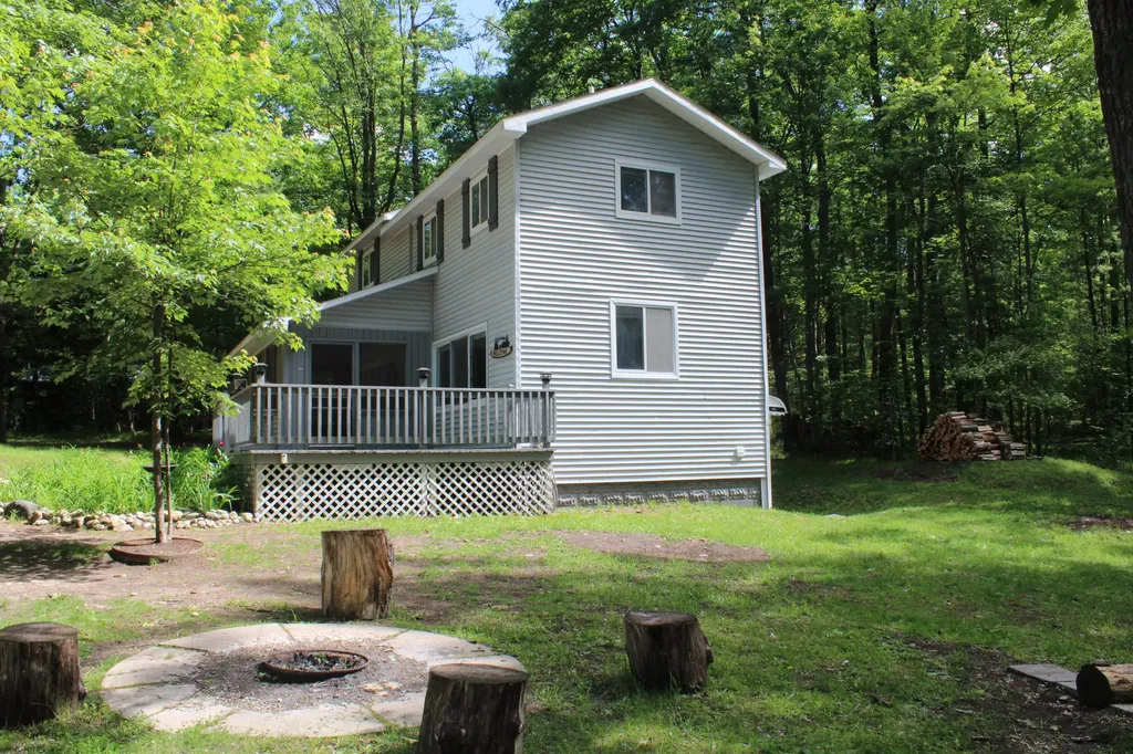 11870 Bayer Road Gerrish Township MI 48653