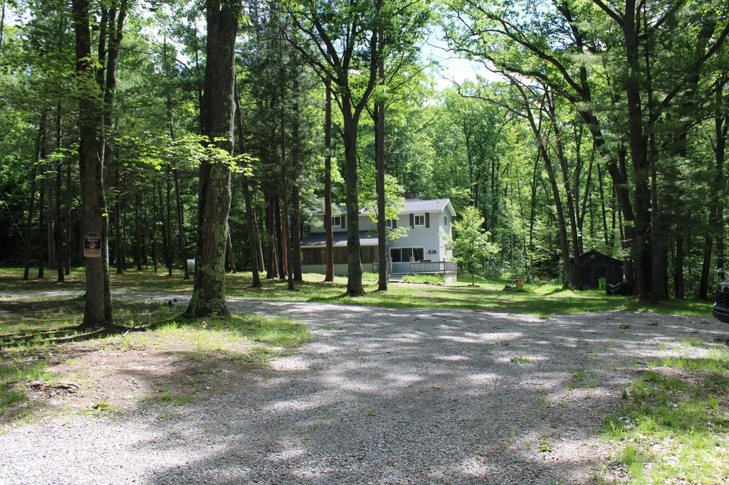 11870 Bayer Road Gerrish Township MI 48653