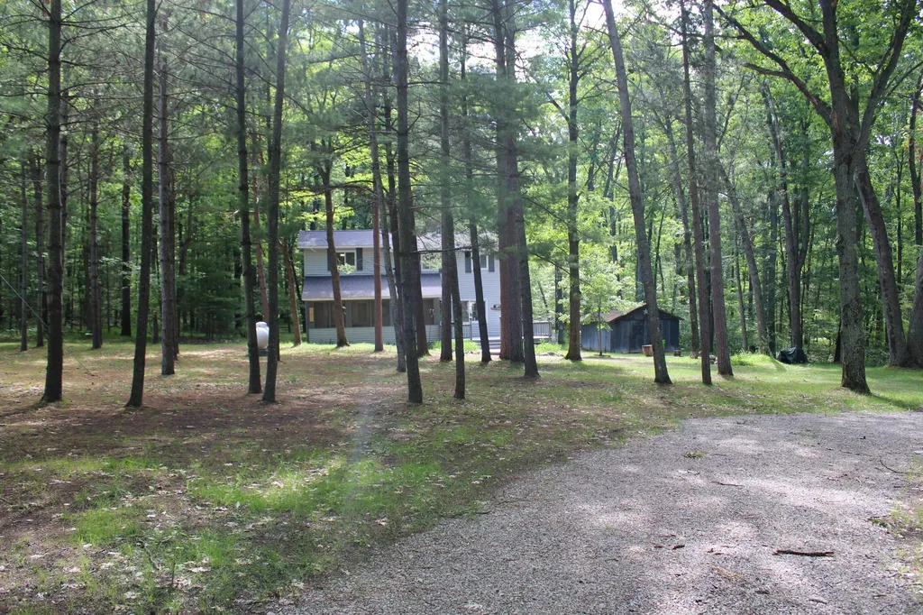 11870 Bayer Road Gerrish Township MI 48653