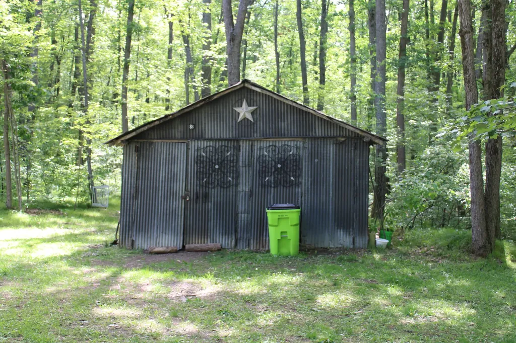 11870 Bayer Road Gerrish Township MI 48653