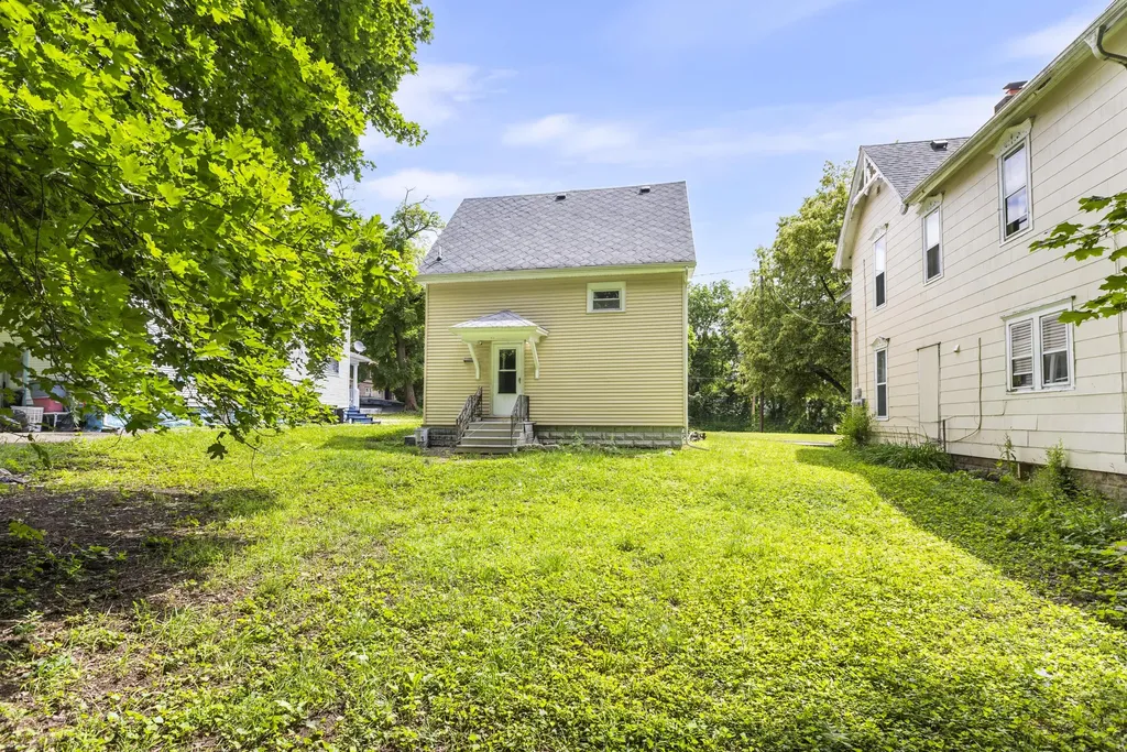 1030 S Jackson Street Jackson City MI 49203