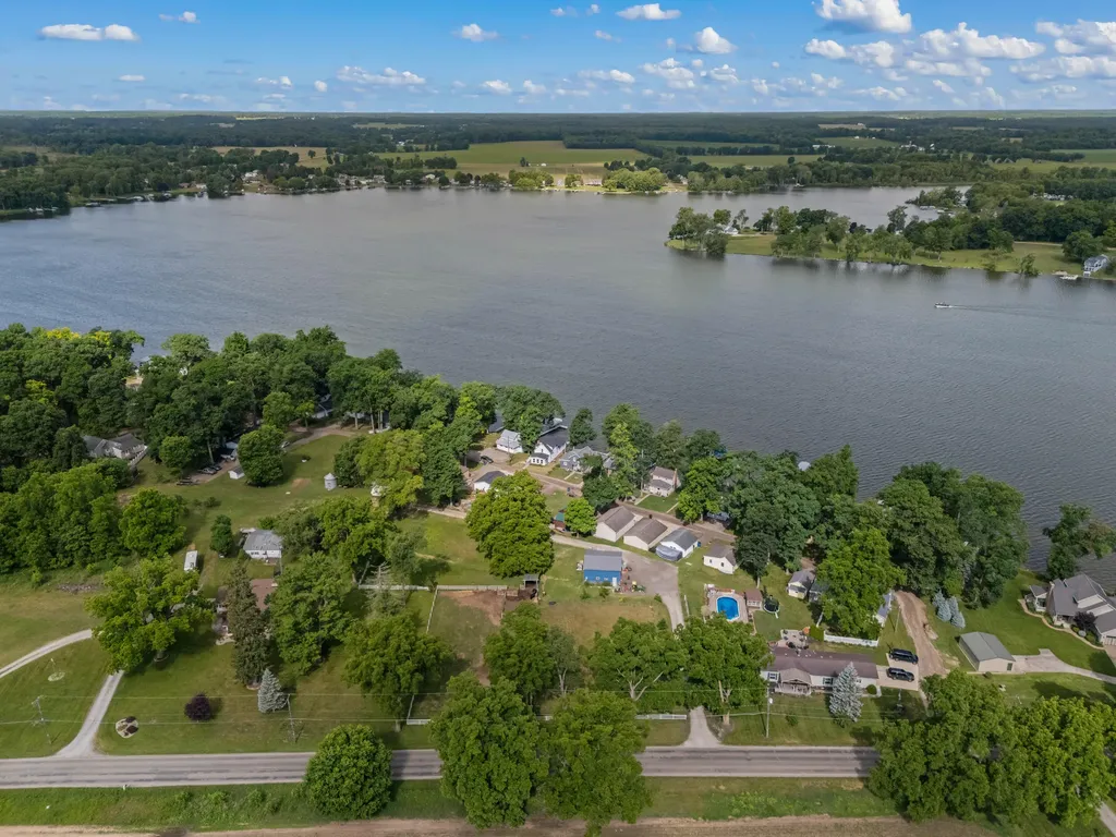 740 N Hawley Drive Girard Township MI 49036