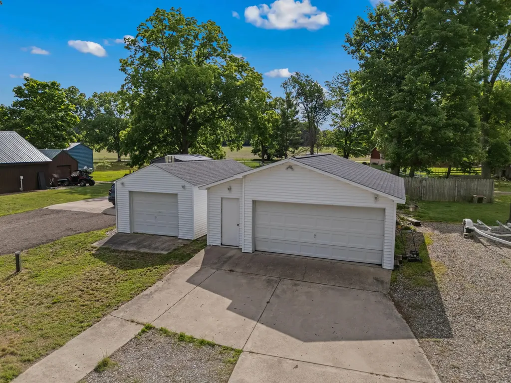 740 N Hawley Drive Girard Township MI 49036