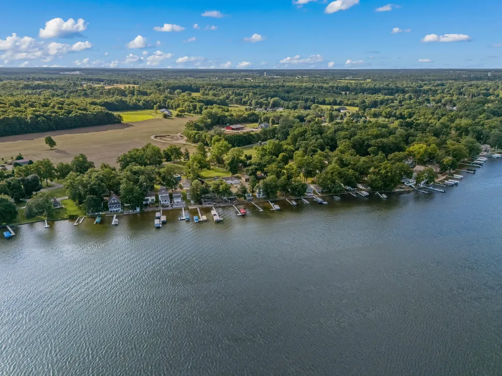 740 N Hawley Drive Girard Township MI 49036