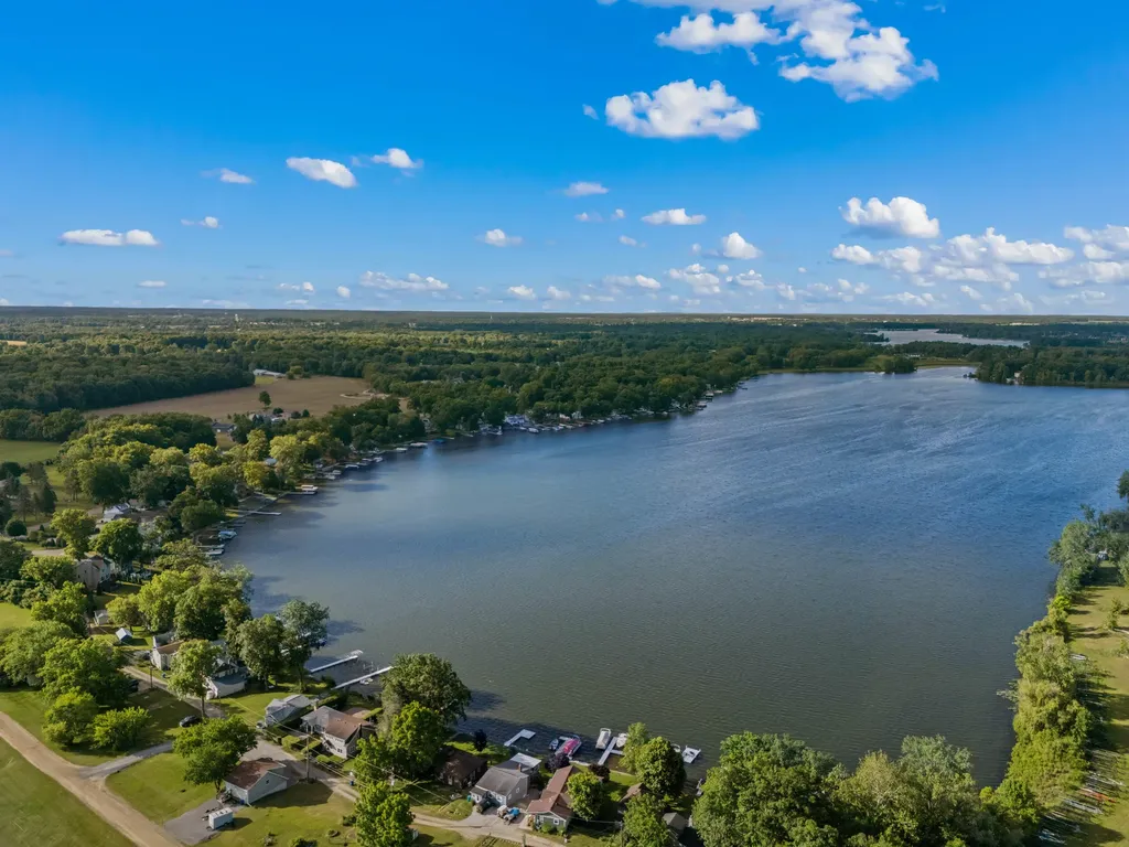 740 N Hawley Drive Girard Township MI 49036