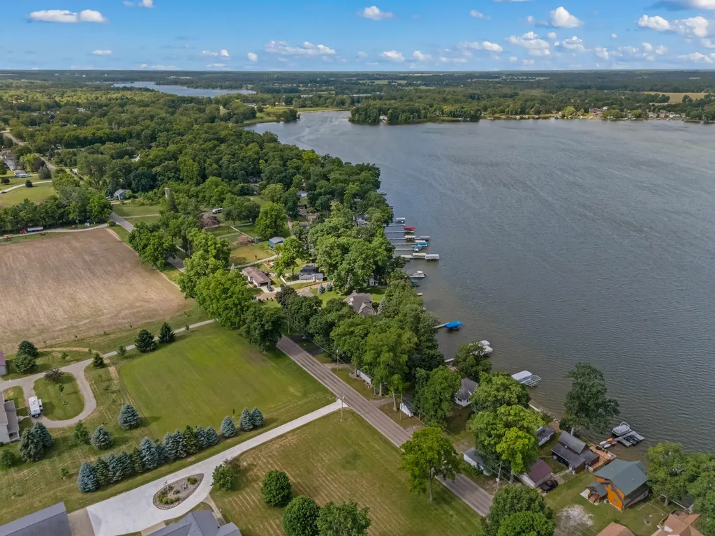 740 N Hawley Drive Girard Township MI 49036