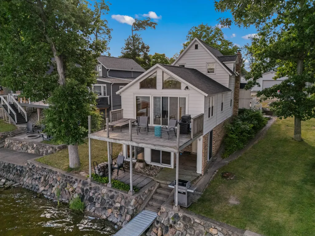 740 N Hawley Drive Girard Township MI 49036