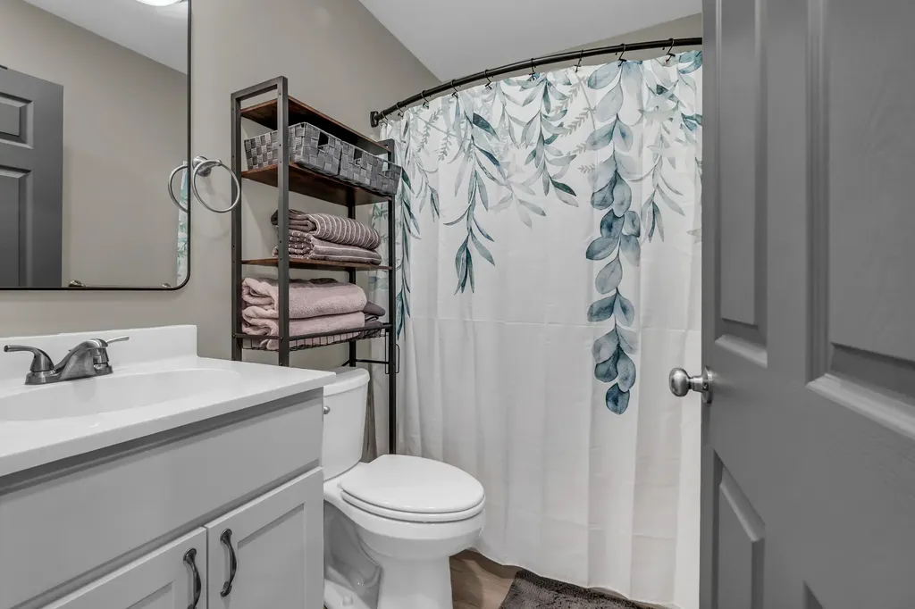 10911 Woodbrook Drive Somerset Township MI 49233