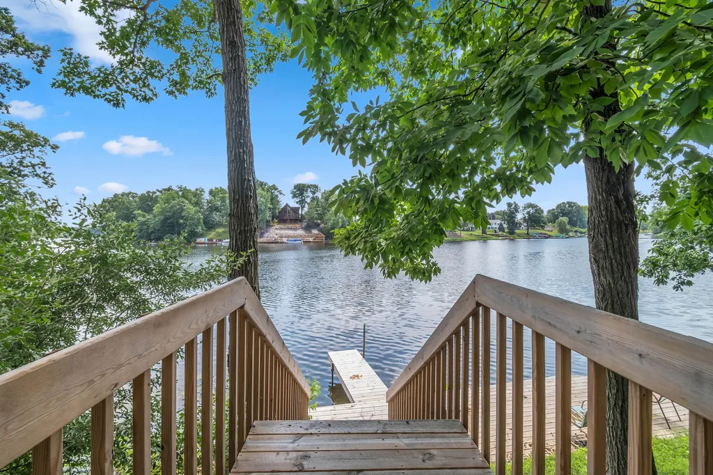 10911 Woodbrook Drive Somerset Township MI 49233