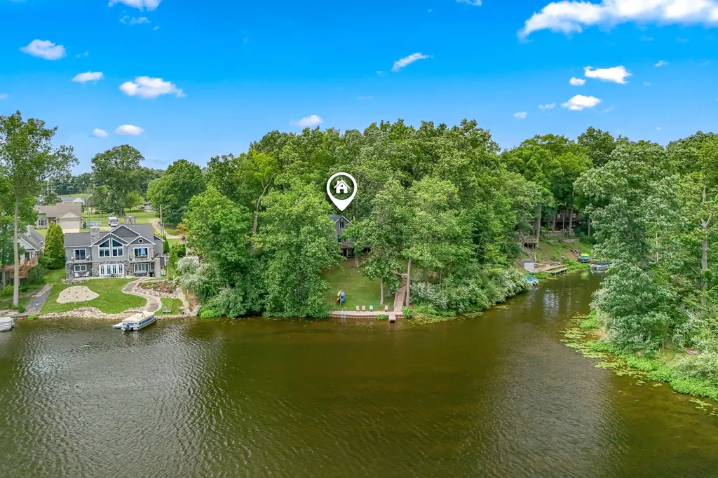 10911 Woodbrook Drive Somerset Township MI 49233