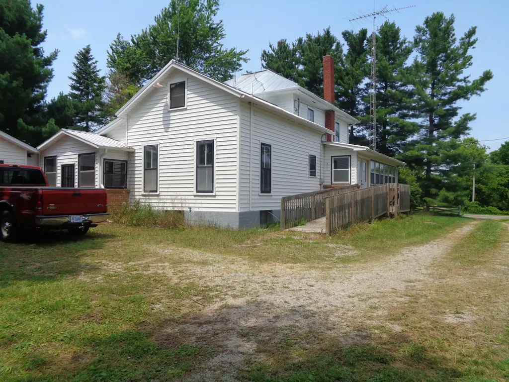 1311 E Montgomery Road Woodbridge Township MI 49242