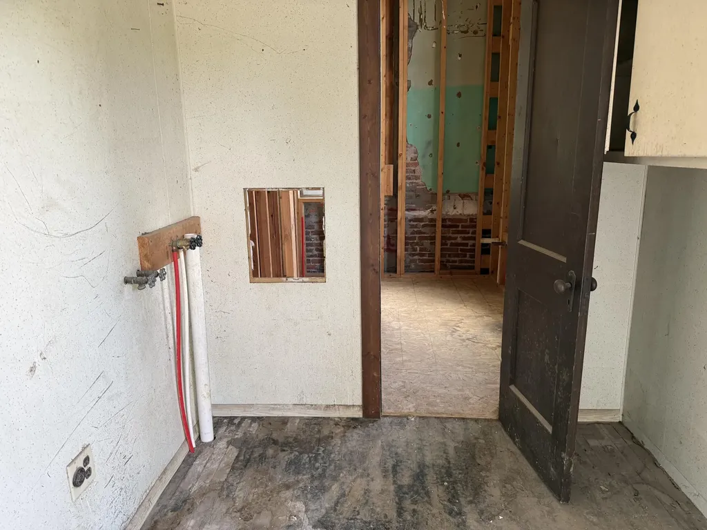 801 E Chicago Road Quincy Township MI 49082