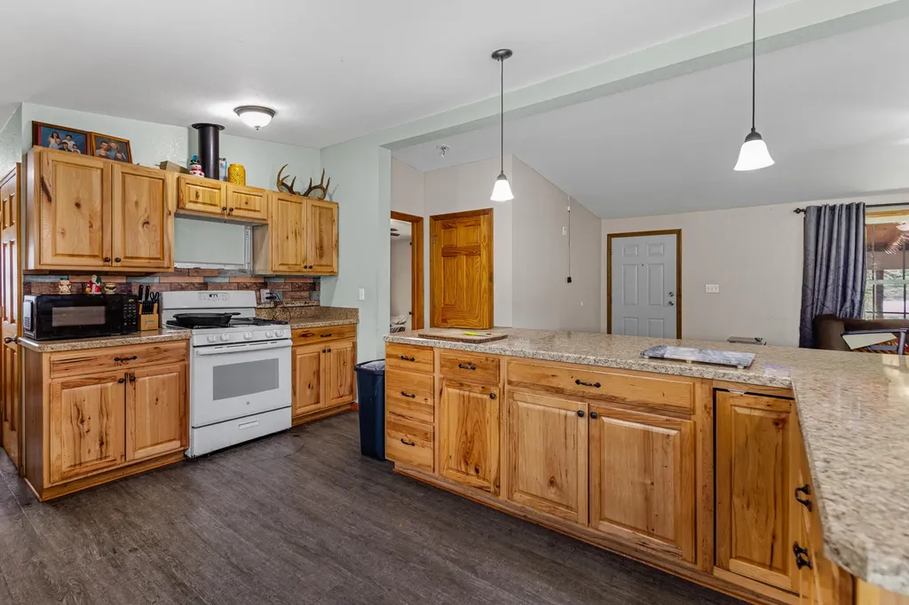 5523 S Lake Pleasant Road S Jefferson Township MI 49266