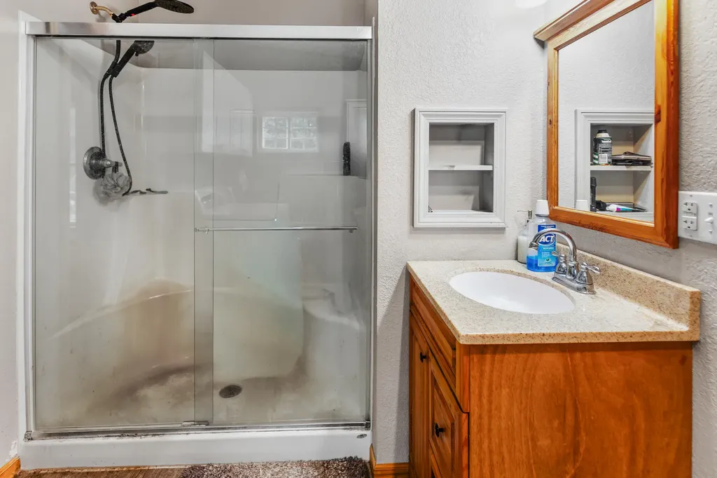 5523 S Lake Pleasant Road S Jefferson Township MI 49266