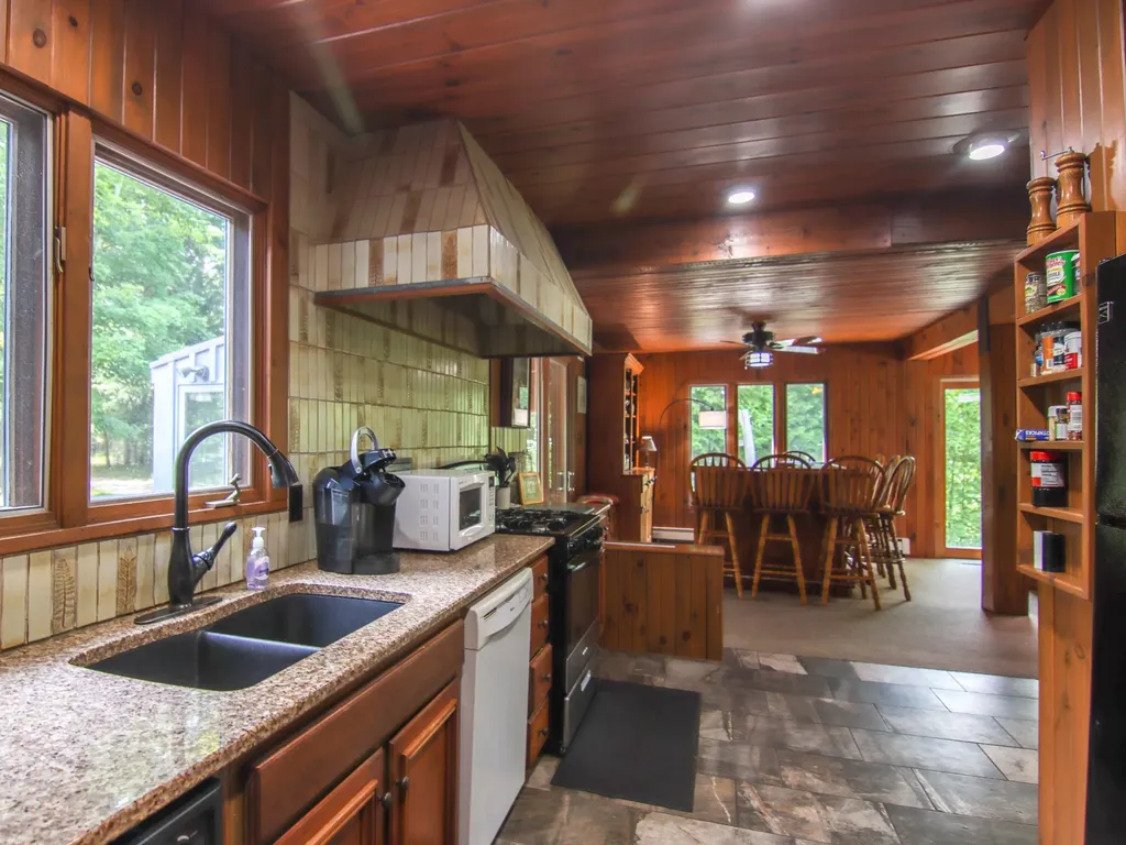 15651 Holly Drive Cleon Township MI 49683