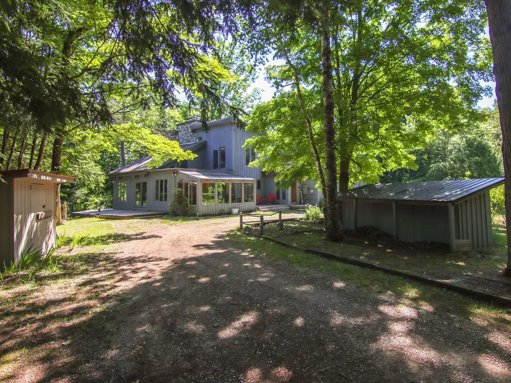 15651 Holly Drive Cleon Township MI 49683
