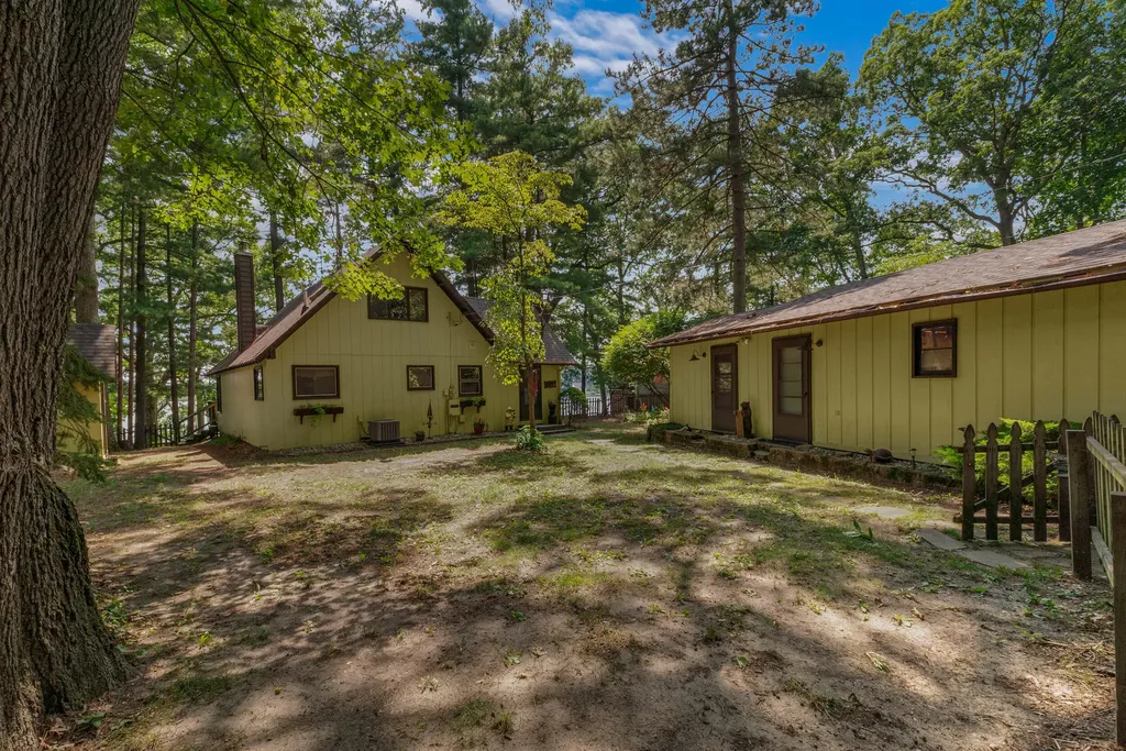 1890 Hemlock Crest Drive Allen Township MI 49082