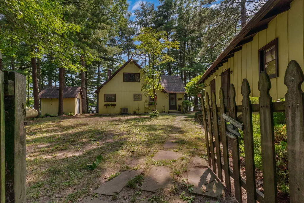 1890 Hemlock Crest Drive Allen Township MI 49082