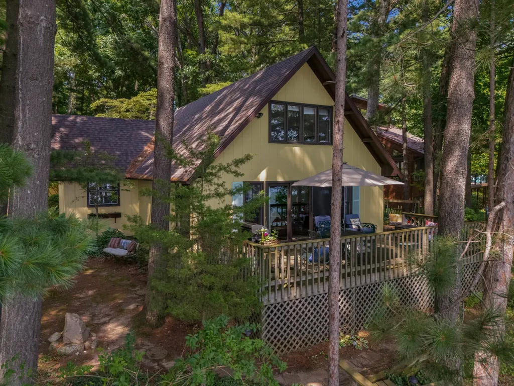 1890 Hemlock Crest Drive Allen Township MI 49082