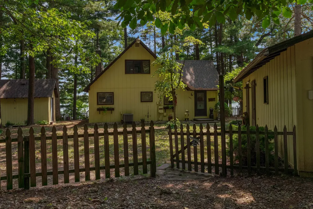 1890 Hemlock Crest Drive Allen Township MI 49082