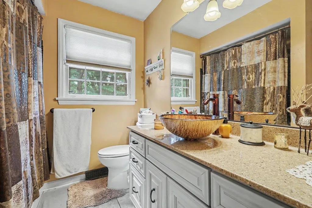 1846 Eastbrook Street SE Grand Rapids City MI 49508