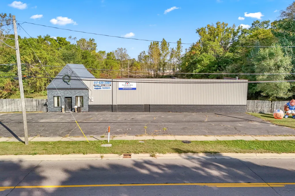 86 W Chicago Street Quincy Village MI 49082