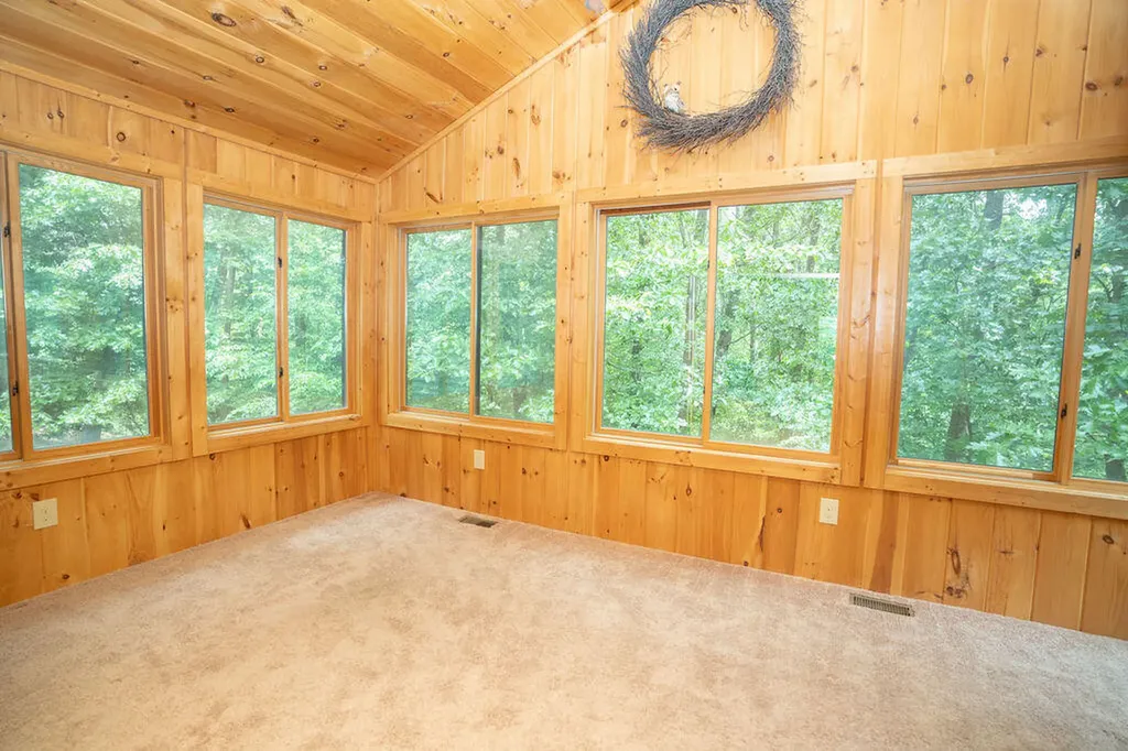 8319 Pine Island Drive NE Plainfield Charter Township MI 49321