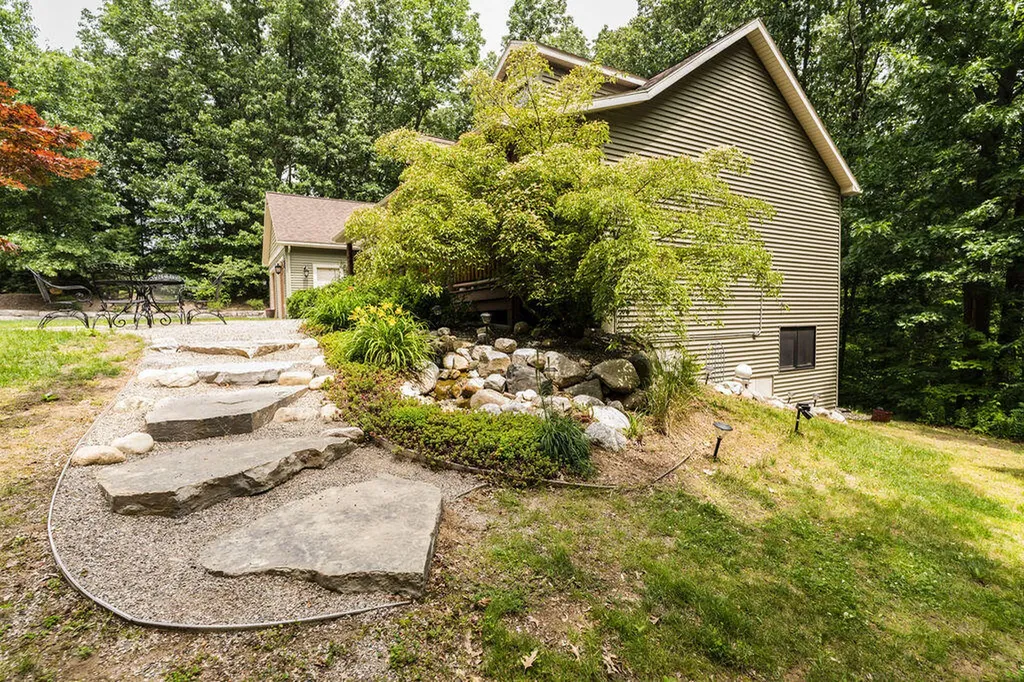 8319 Pine Island Drive NE Plainfield Charter Township MI 49321