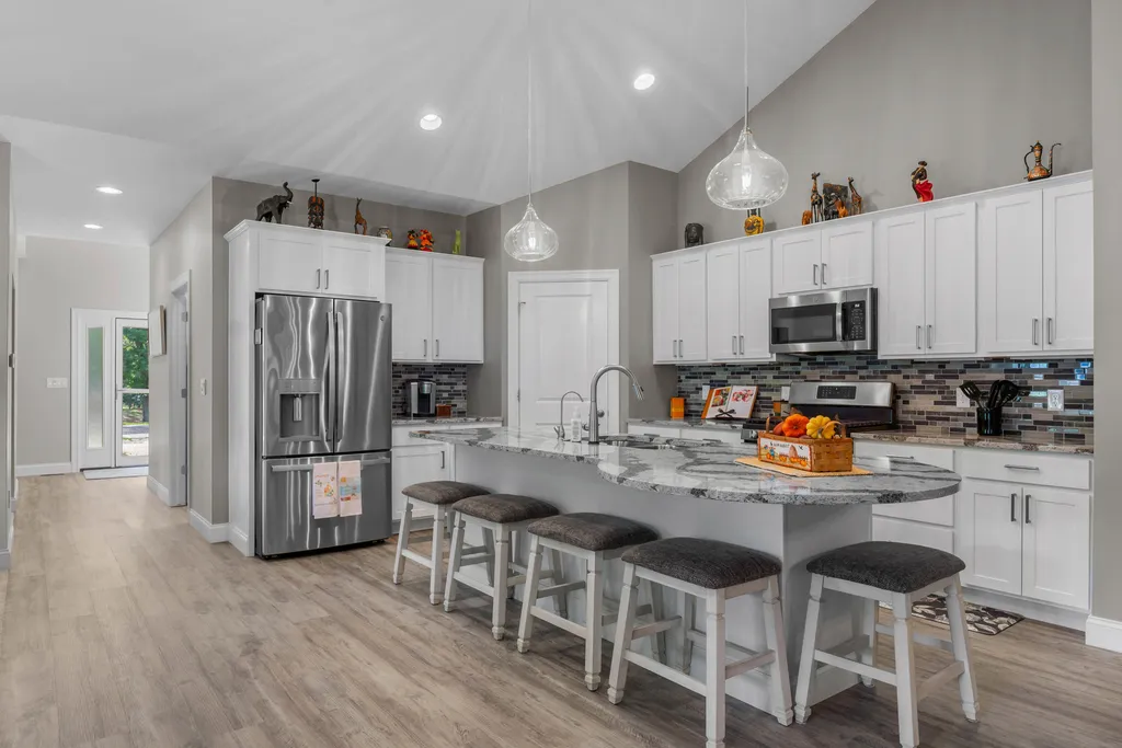 1222 Lochaven Circle Hillsdale Township MI 49242