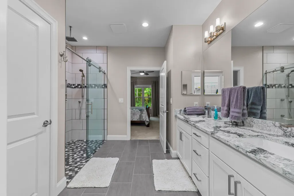 1222 Lochaven Circle Hillsdale Township MI 49242