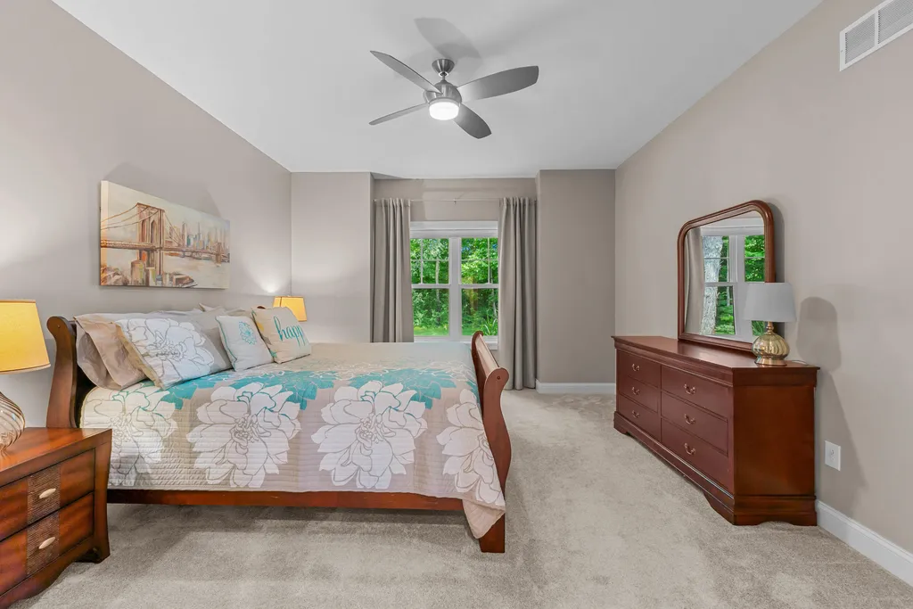 1222 Lochaven Circle Hillsdale Township MI 49242