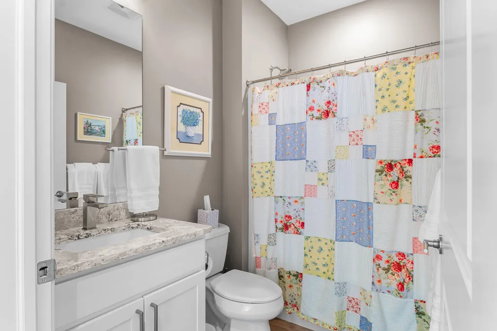 1222 Lochaven Circle Hillsdale Township MI 49242