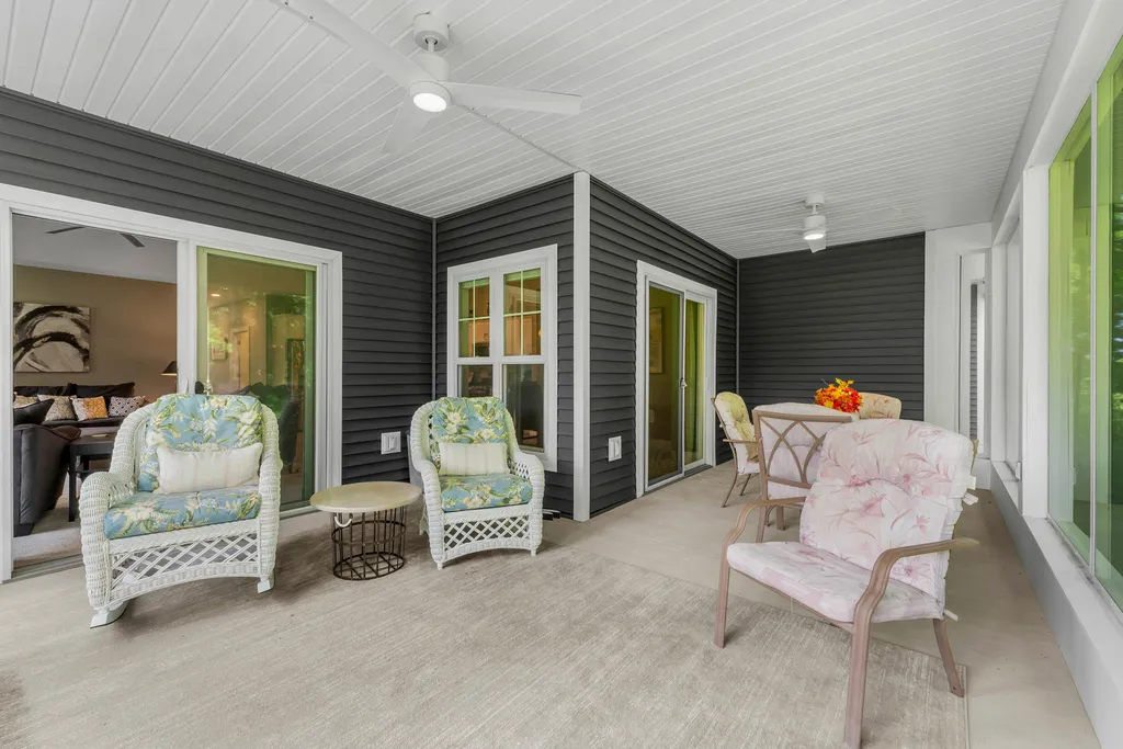 1222 Lochaven Circle Hillsdale Township MI 49242