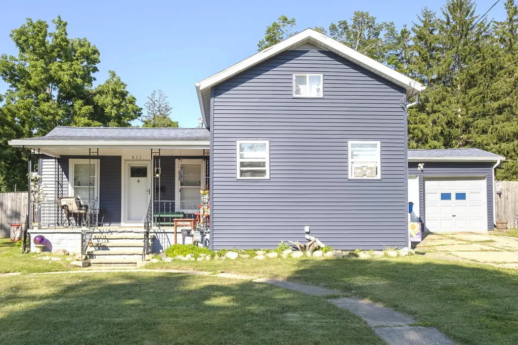 411 East Street Jonesville City MI 49250