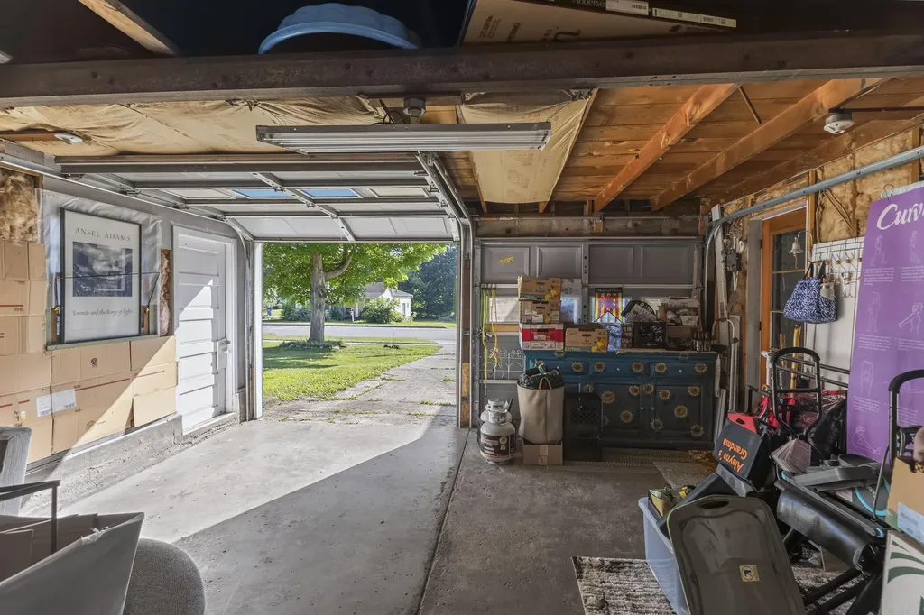 411 East Street Jonesville City MI 49250