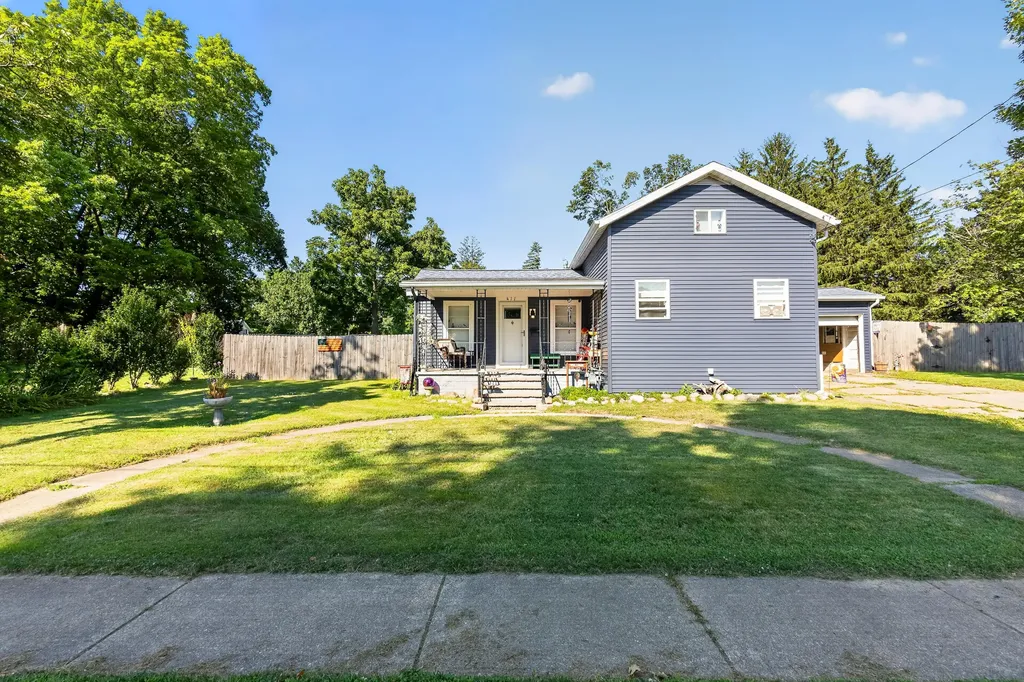 411 East Street Jonesville City MI 49250