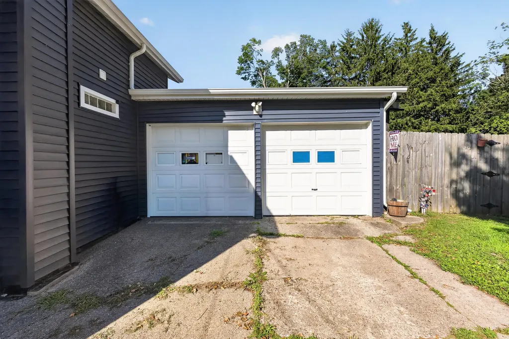 411 East Street Jonesville City MI 49250