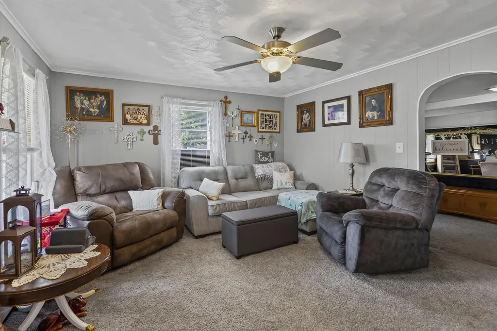 411 East Street Jonesville City MI 49250