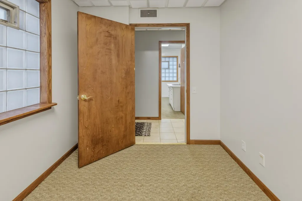 214 South Street Jonesville City MI 49250