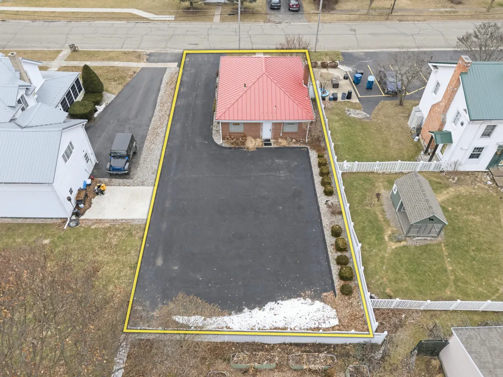 214 South Street Jonesville City MI 49250
