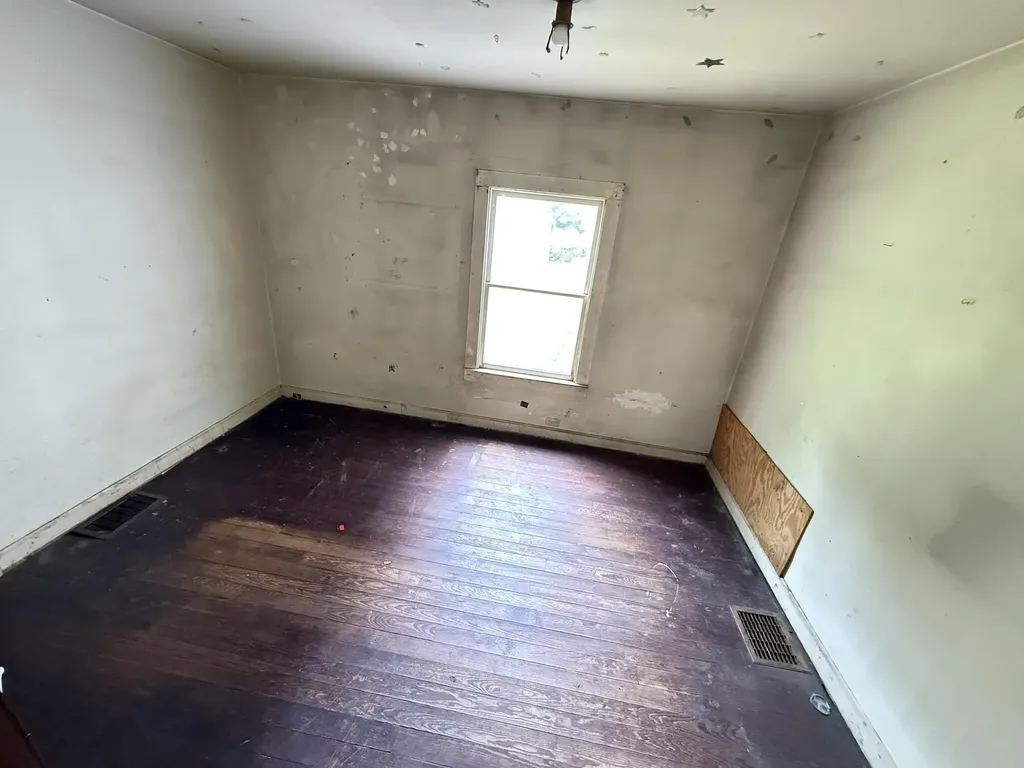 121 Prentiss Street Unknown City MI 49227
