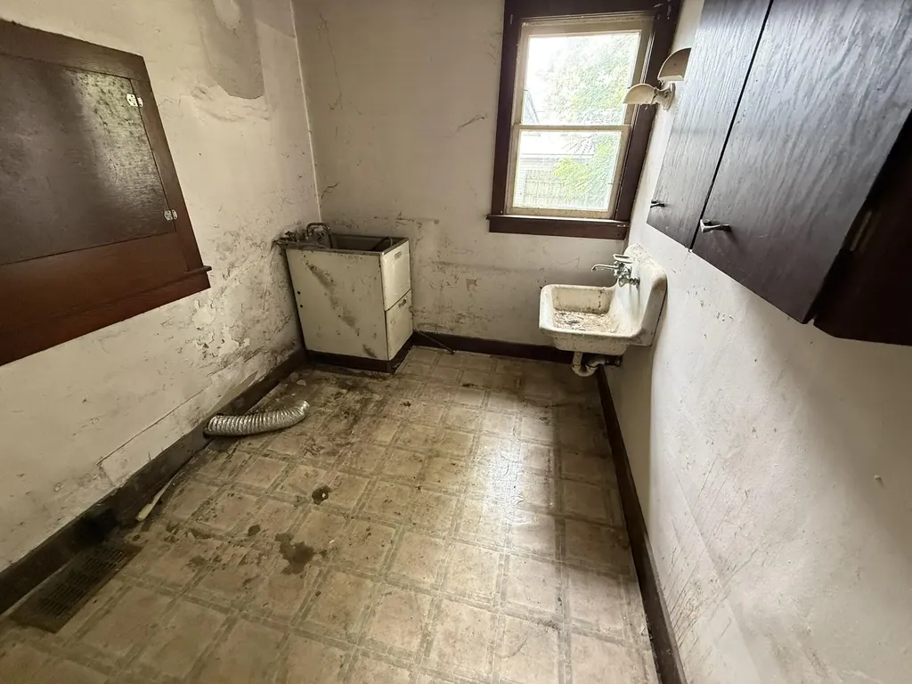 121 Prentiss Street Unknown City MI 49227