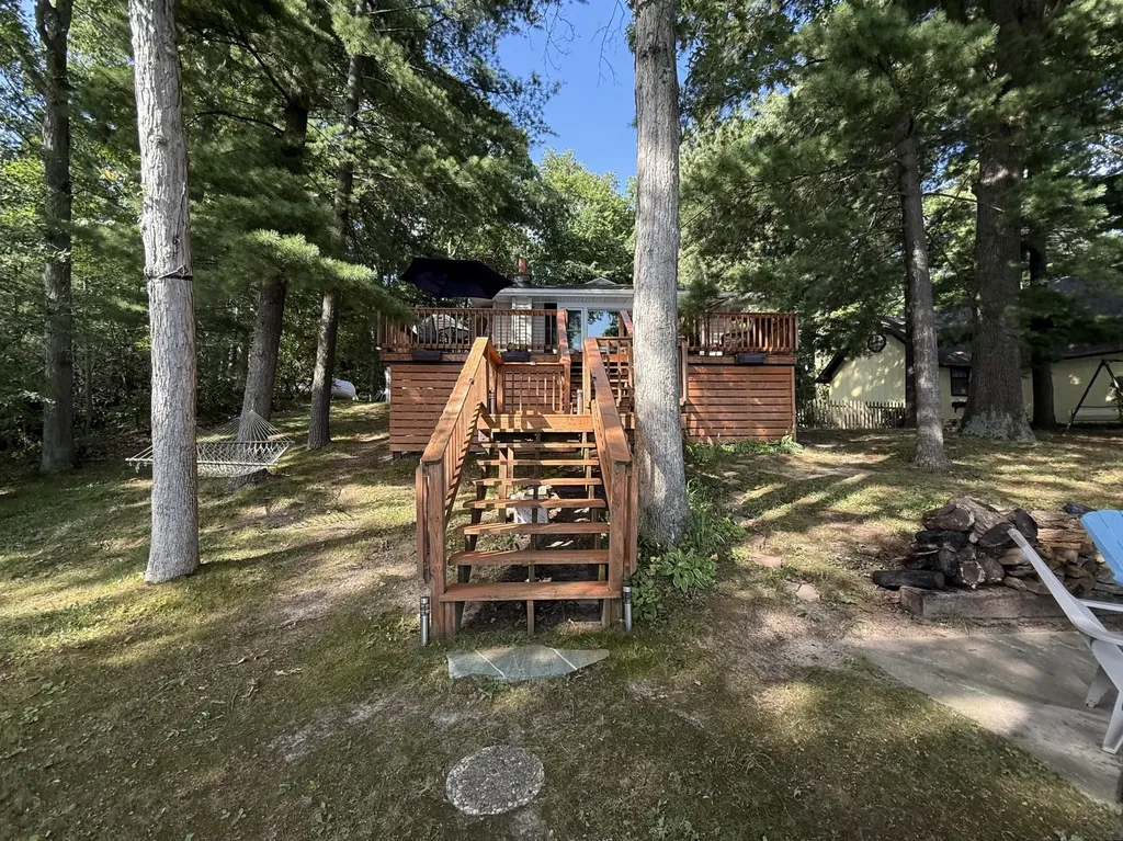 1880 Hemlock Crest Drive Allen Township MI 49082