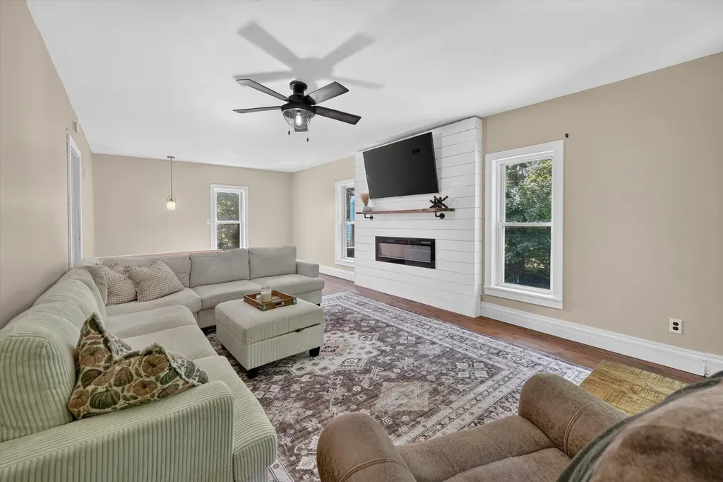 500 23 Mile Road Clarendon Township MI 49245