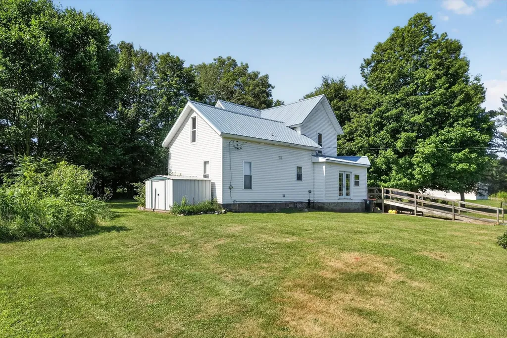 500 23 Mile Road Clarendon Township MI 49245